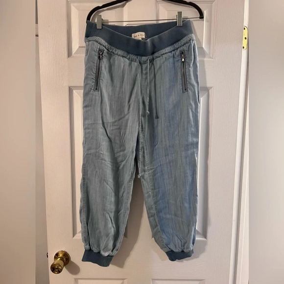 CLOTH & STONE Chambray Joggers Pull On Blue Pockets Womens Small - Picture 1 of 5